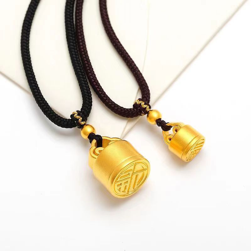 福章吊坠/小胖墩吊坠这款福章/小胖墩吊坠简直是我的本命幸运符!