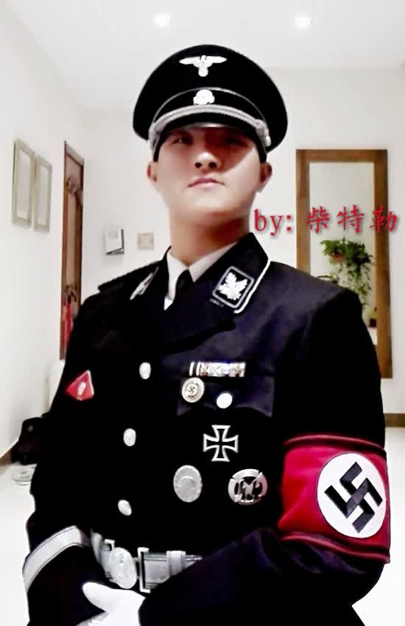 纳粹德国党卫队m32型制服的科普及欣赏 写在前面:本条包含的照片内容