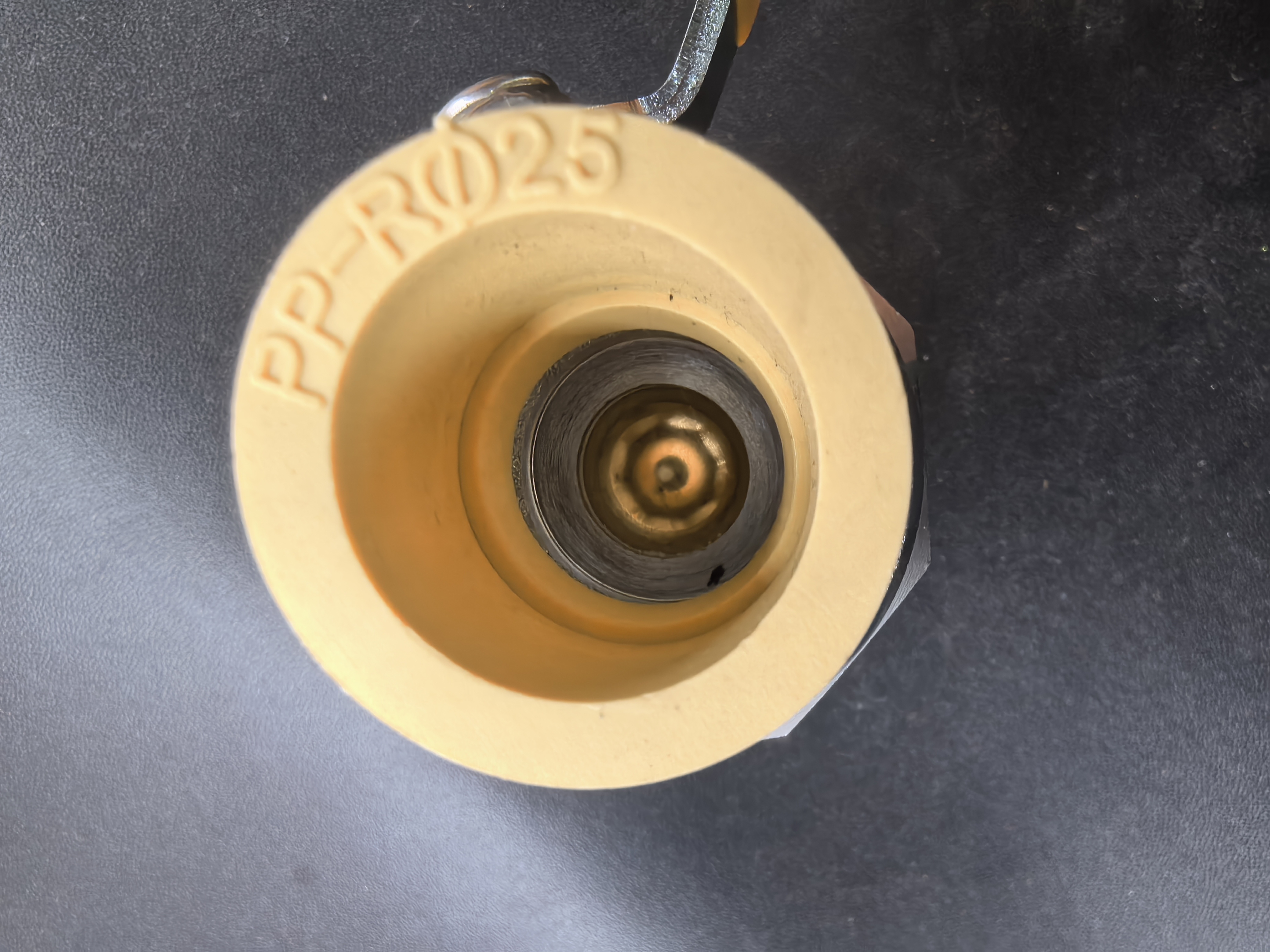 双活接ppr球阀,安装简单,维修更换中心简单方便,开关便捷,质量可靠