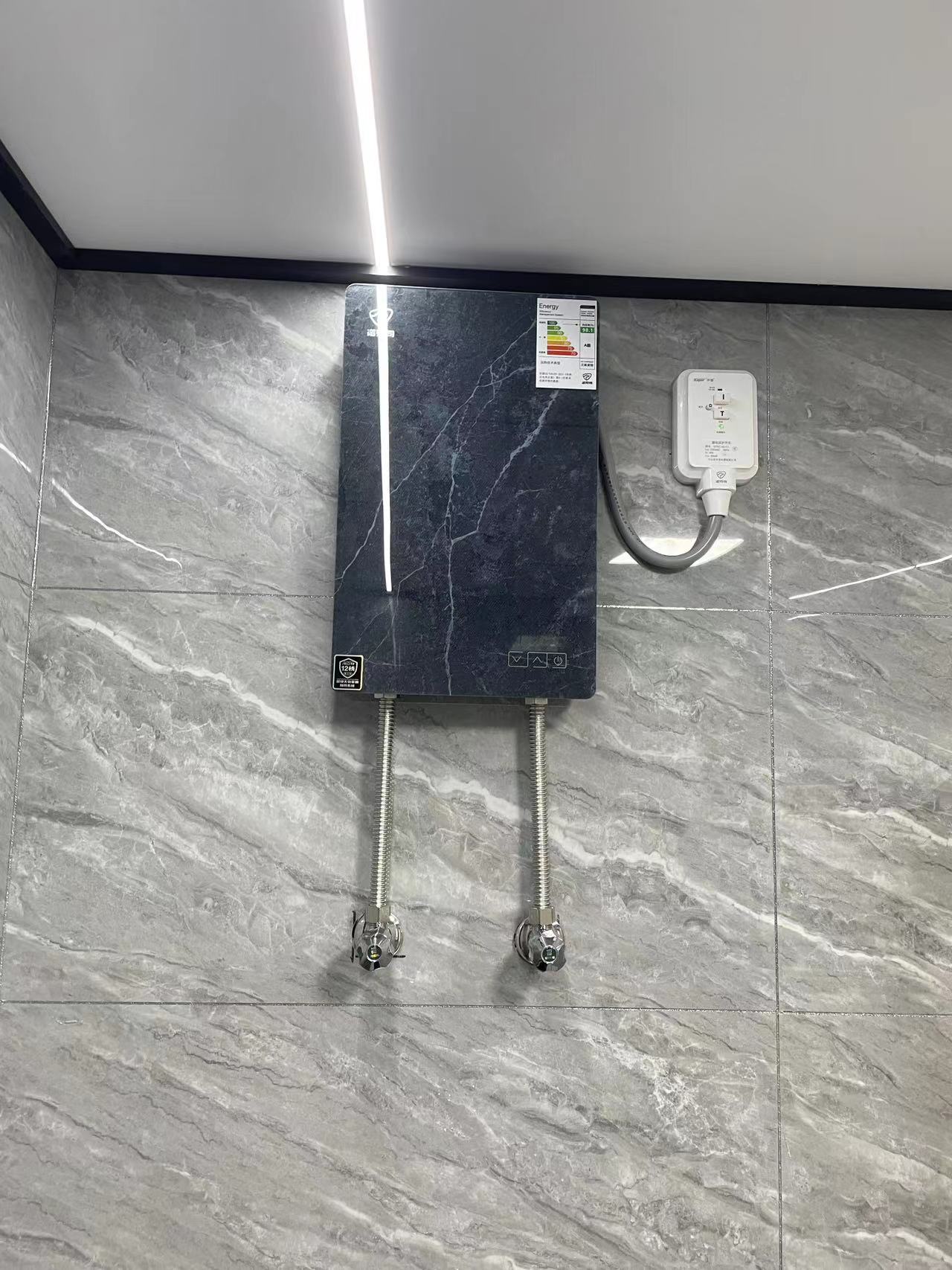 诺克司即热式电热水器变频恒温