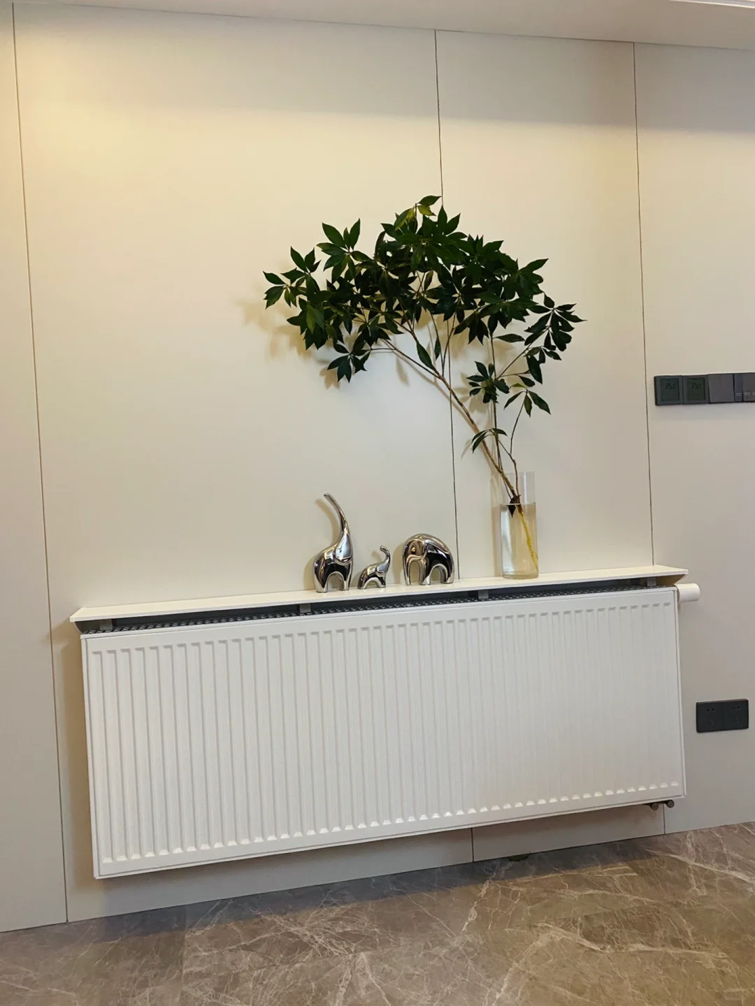 暖气片怎么装会比较好看呢?有几个建议大家可以参考一下.