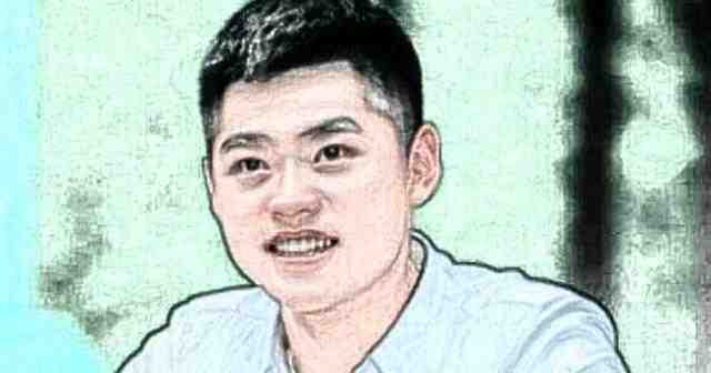 其中蒜头鼻鼻头又长又宽,并不好看.