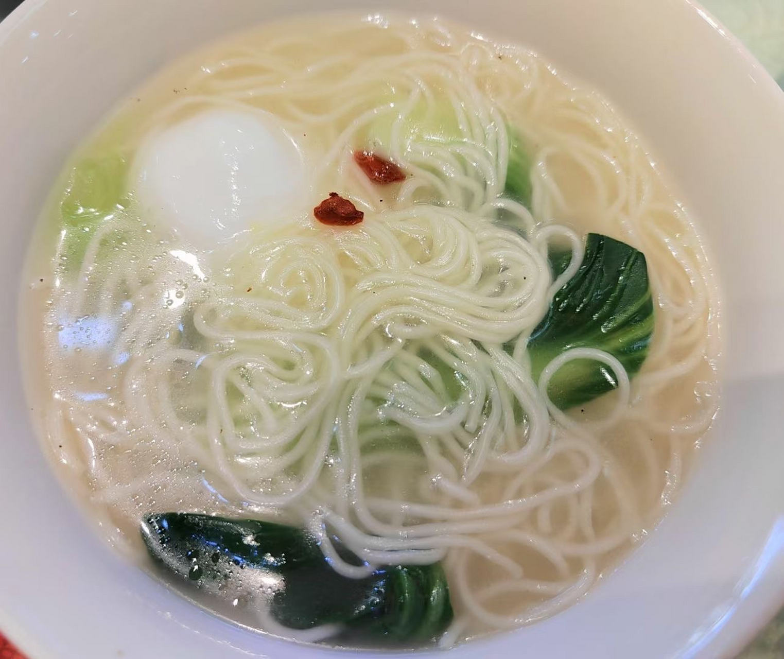 孩子饿了,做点最简单的清汤挂面!