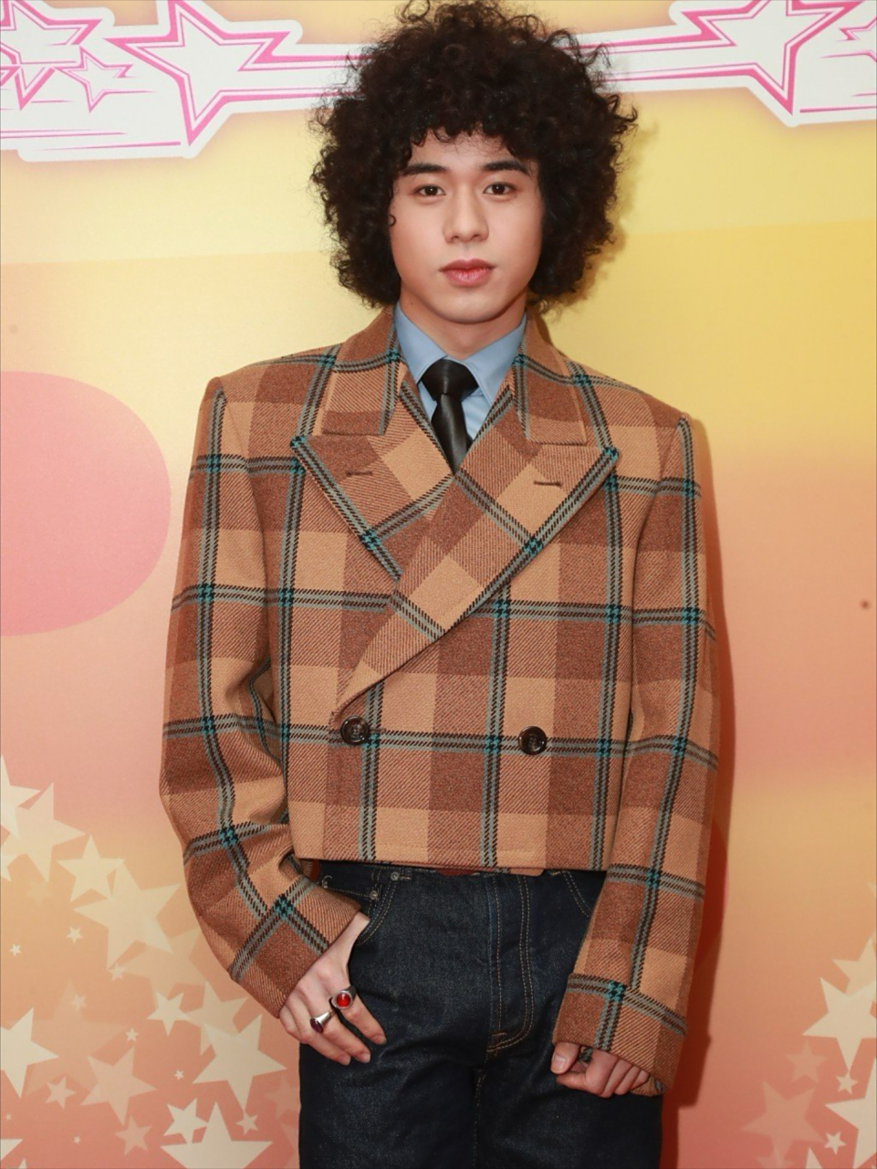 这个爆炸方便面头,最近挺火,有认识的吗?