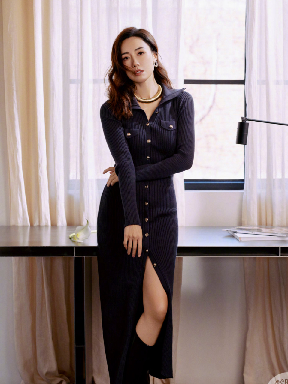 李施华火了之后,写真没停过,以前没觉得她这么好看[滑稽]#明星