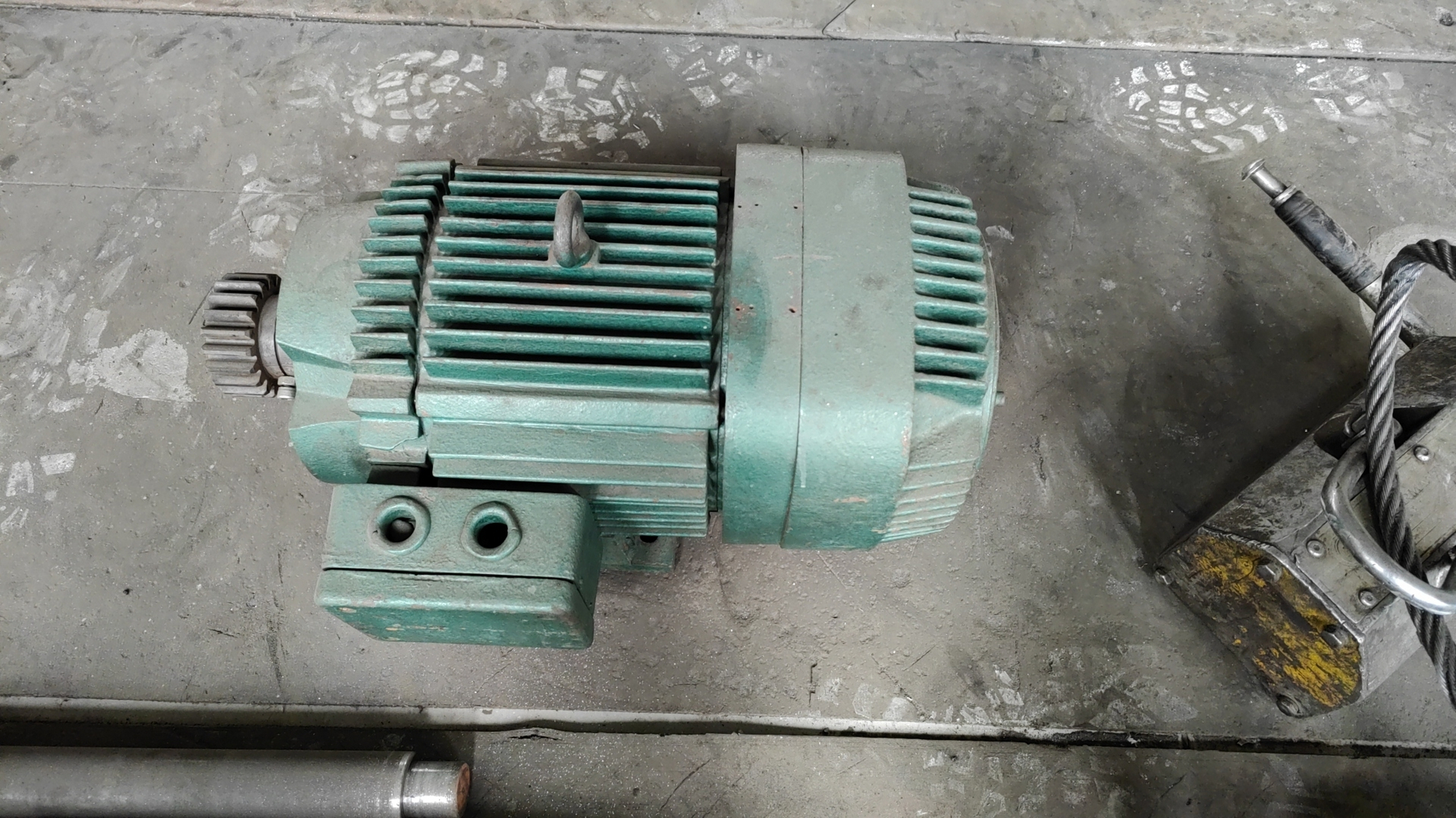 电磁制动器,维修搅拌站上料输送带,15吨卧卷夹钳用yze128锥形转子制动