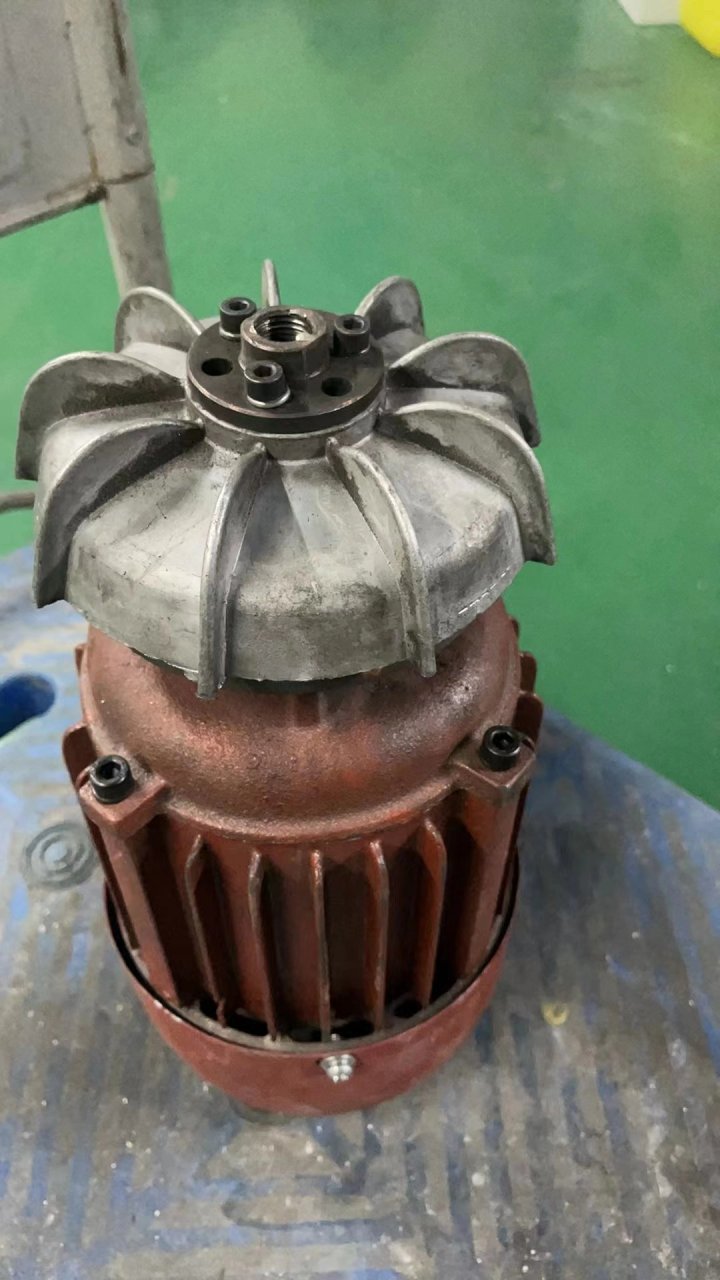 5kw起重用制动三相异步电动机,青州市大力电机厂yse100l1-4-2.