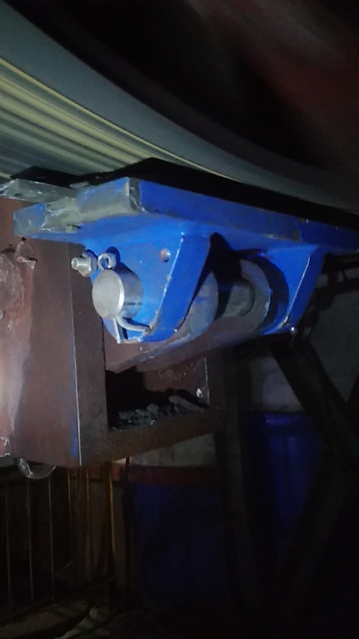 压块式制矿用猴车机头盘型闸制动无机房电梯鼓式制动器拆解图片ywz4