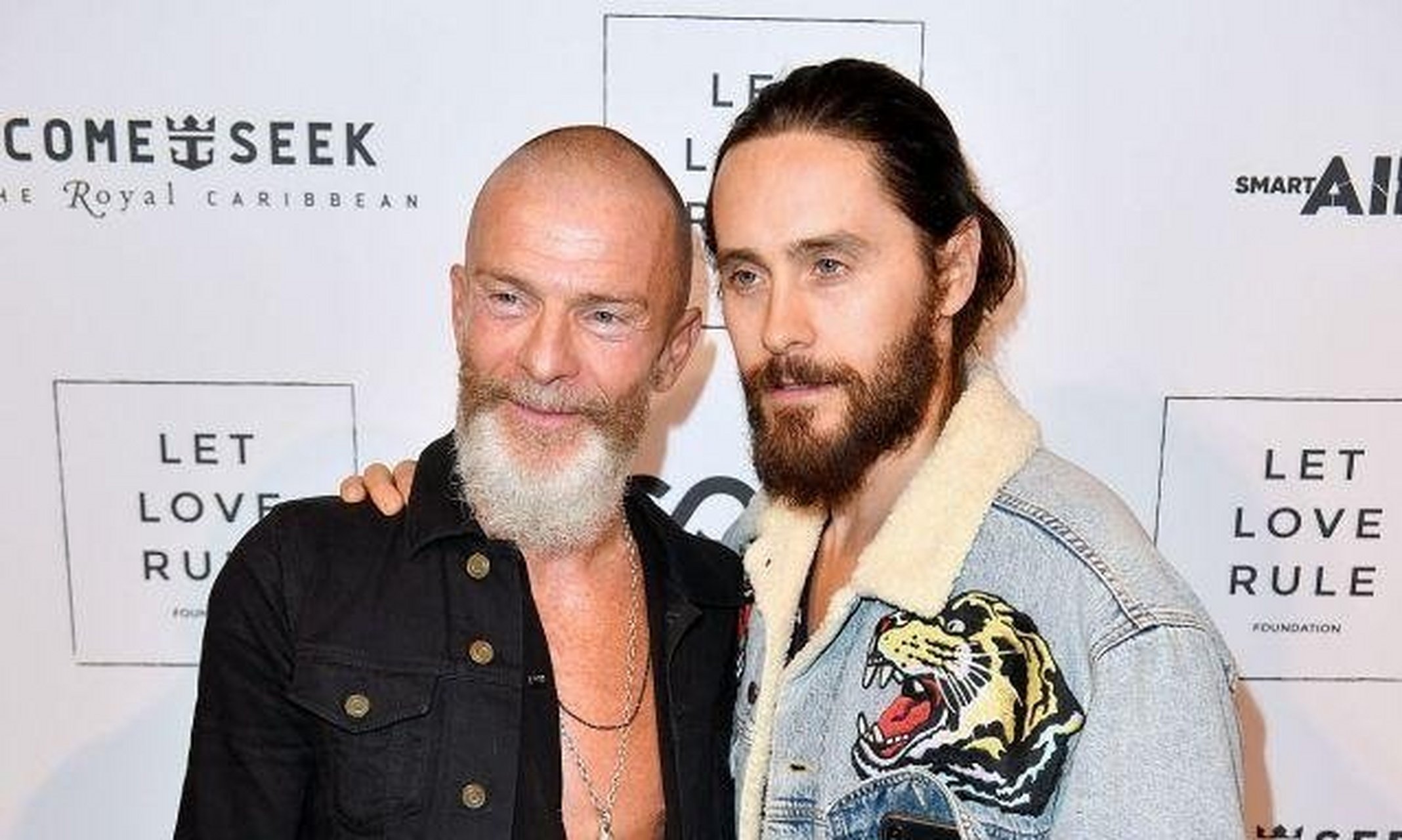 娱乐范er征集令# 媒体"爆"章子怡前友艾维·尼沃(vivi)的一组照片,着