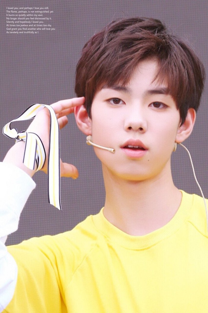 请陈玺达的黑粉们住手吧,达达是一个很优秀的男孩,虽然他现在是素人