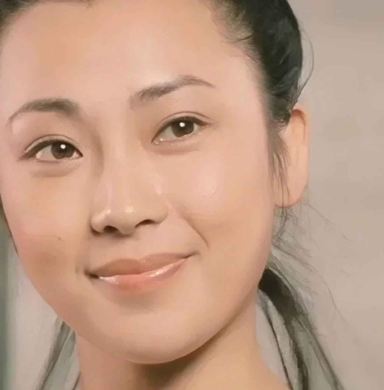 年轻时的黄秋燕和利智,大家更喜欢谁?  图网侵删