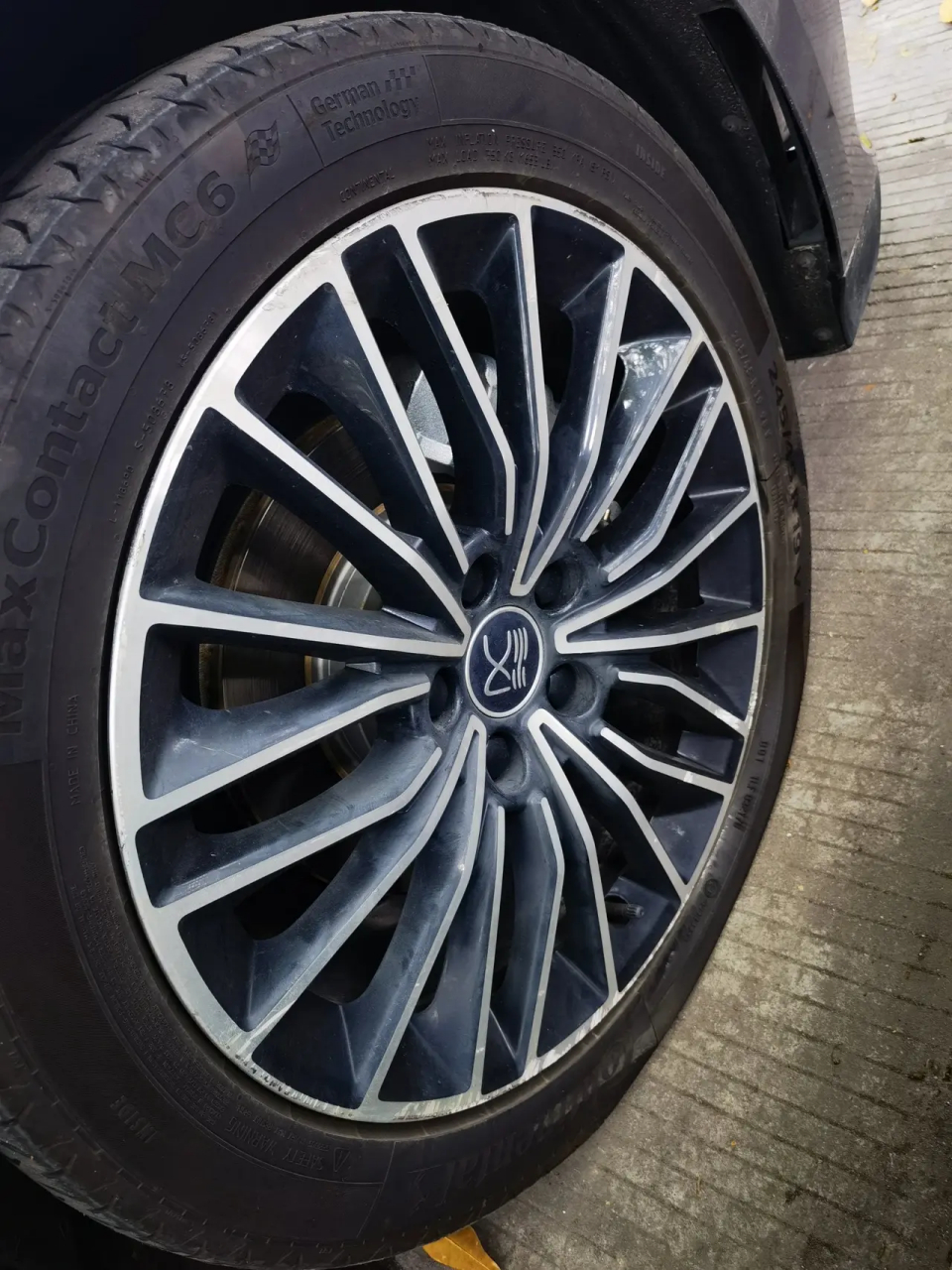 4s店真的是黑!#轮胎# #比亚迪