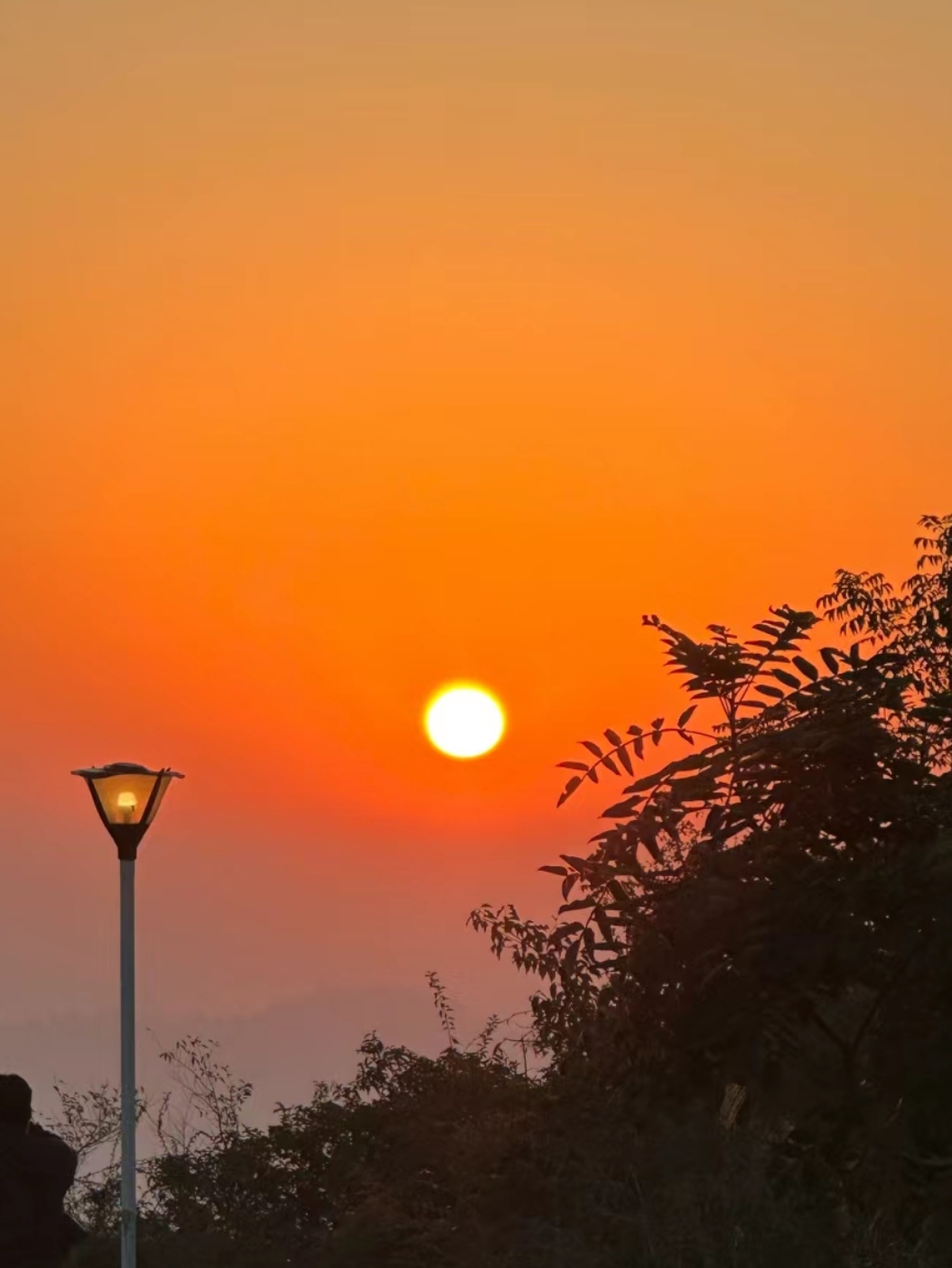 夕阳照片 太阳落山图片