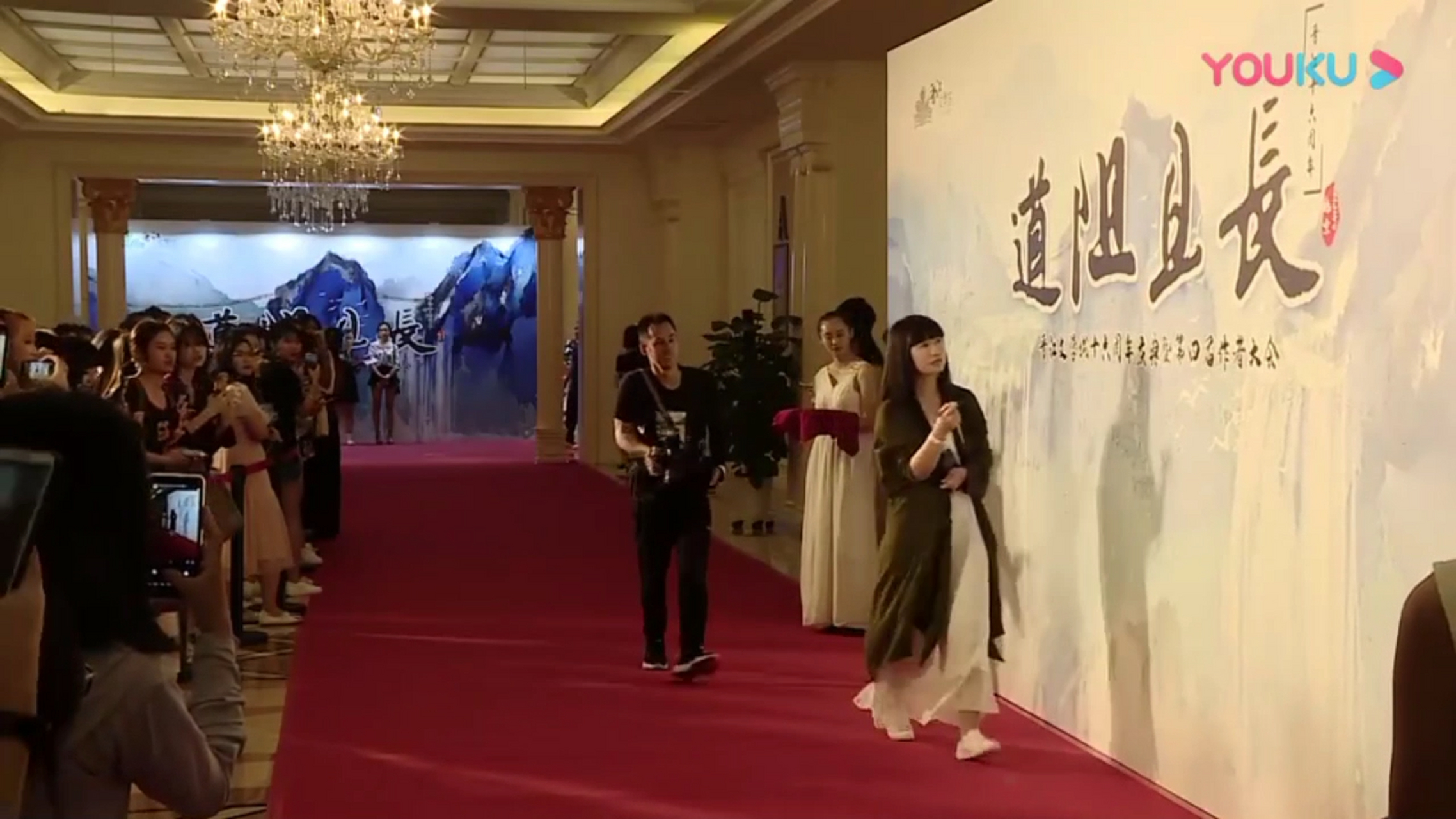 【#2019晋江文学城第四届作者大会#】 嘻嘻,我的老婆们~ 想要图的请在