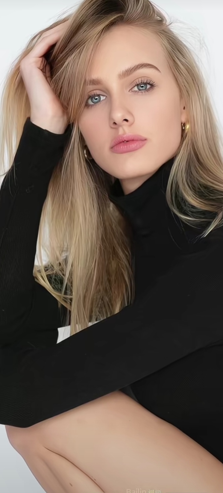金发碧眼的外国美女,给人一种焕然一新的视觉盛宴.
