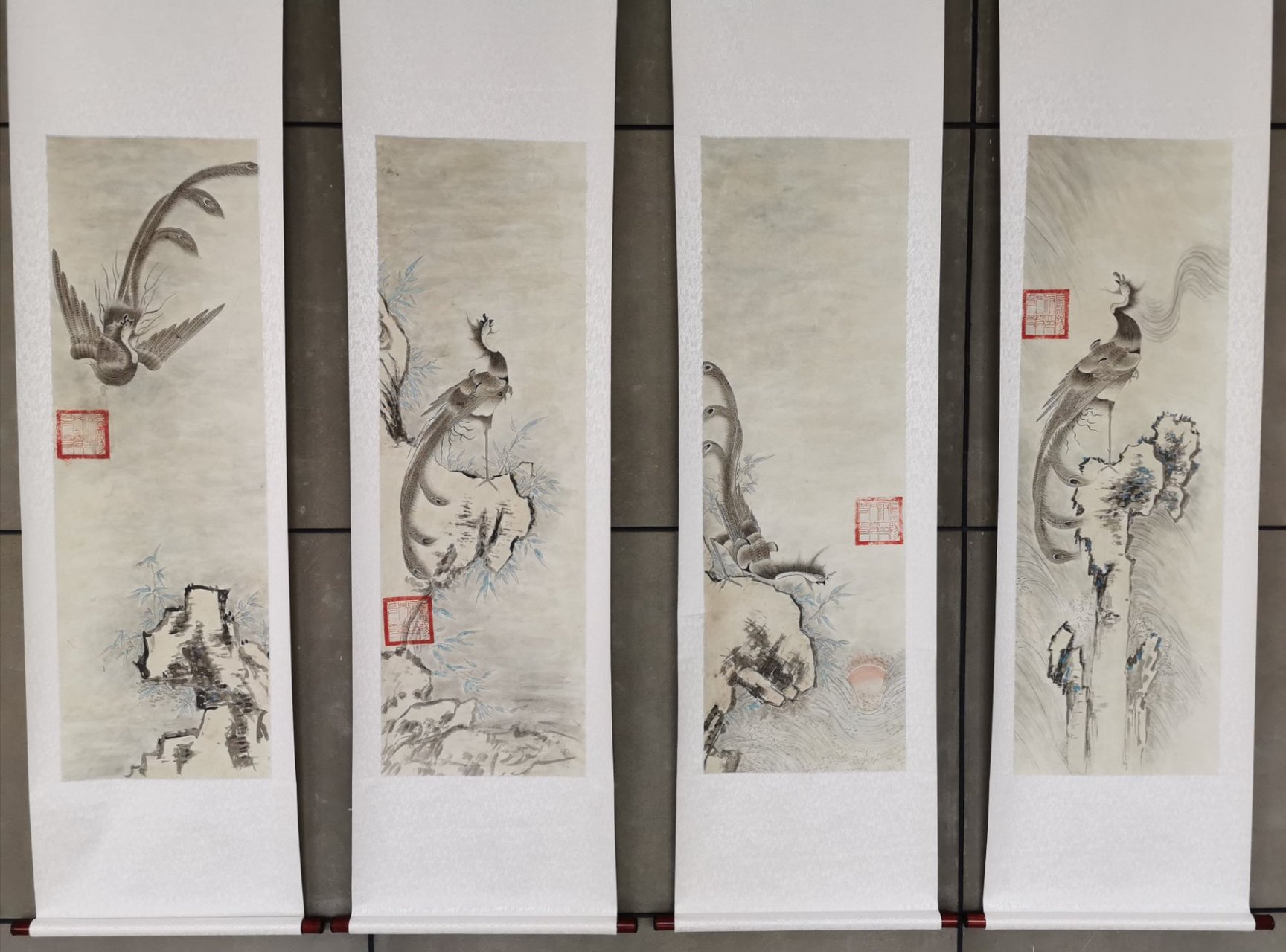 唐勤智仿古凤阳凤画作品《飞鸣食宿》墨风四条屏.