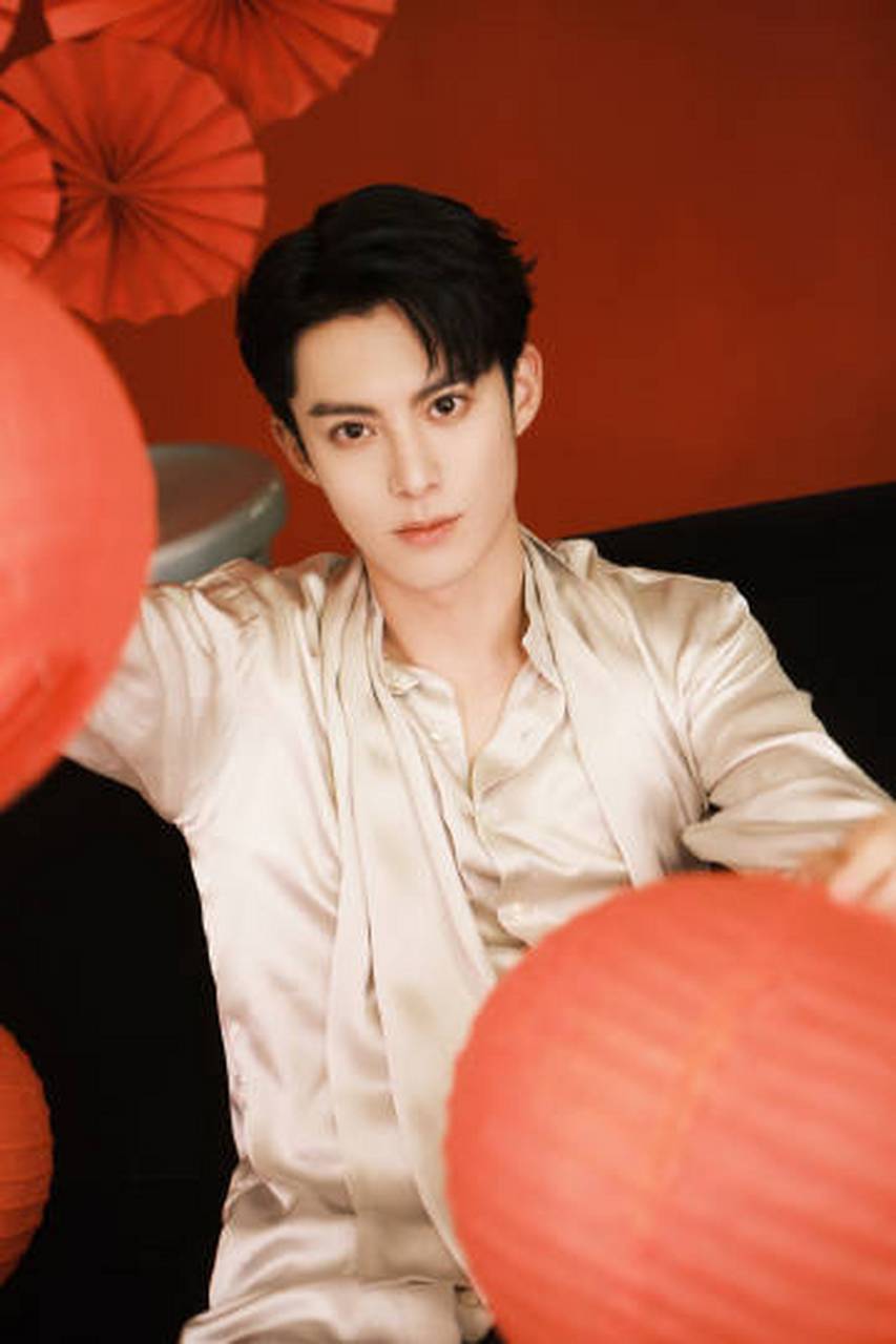 1,杨幂和李现,现实中几乎没有交集,可是他俩总是约着一起玩游戏,算是