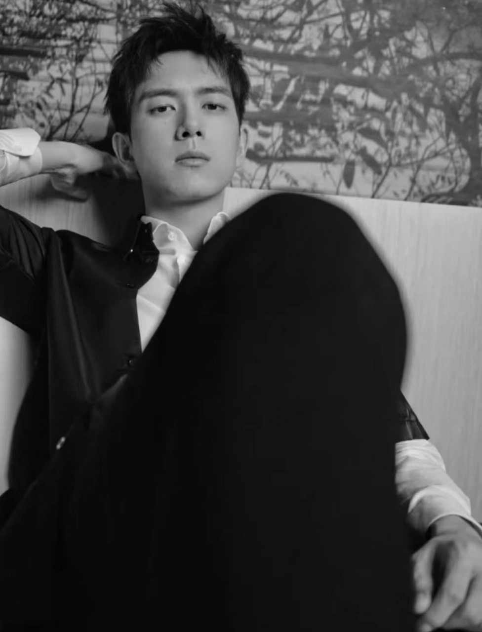 1,刘雨昕一直以来的定位就是女版蔡徐坤,所以这次蔡徐坤出事,她也捡漏