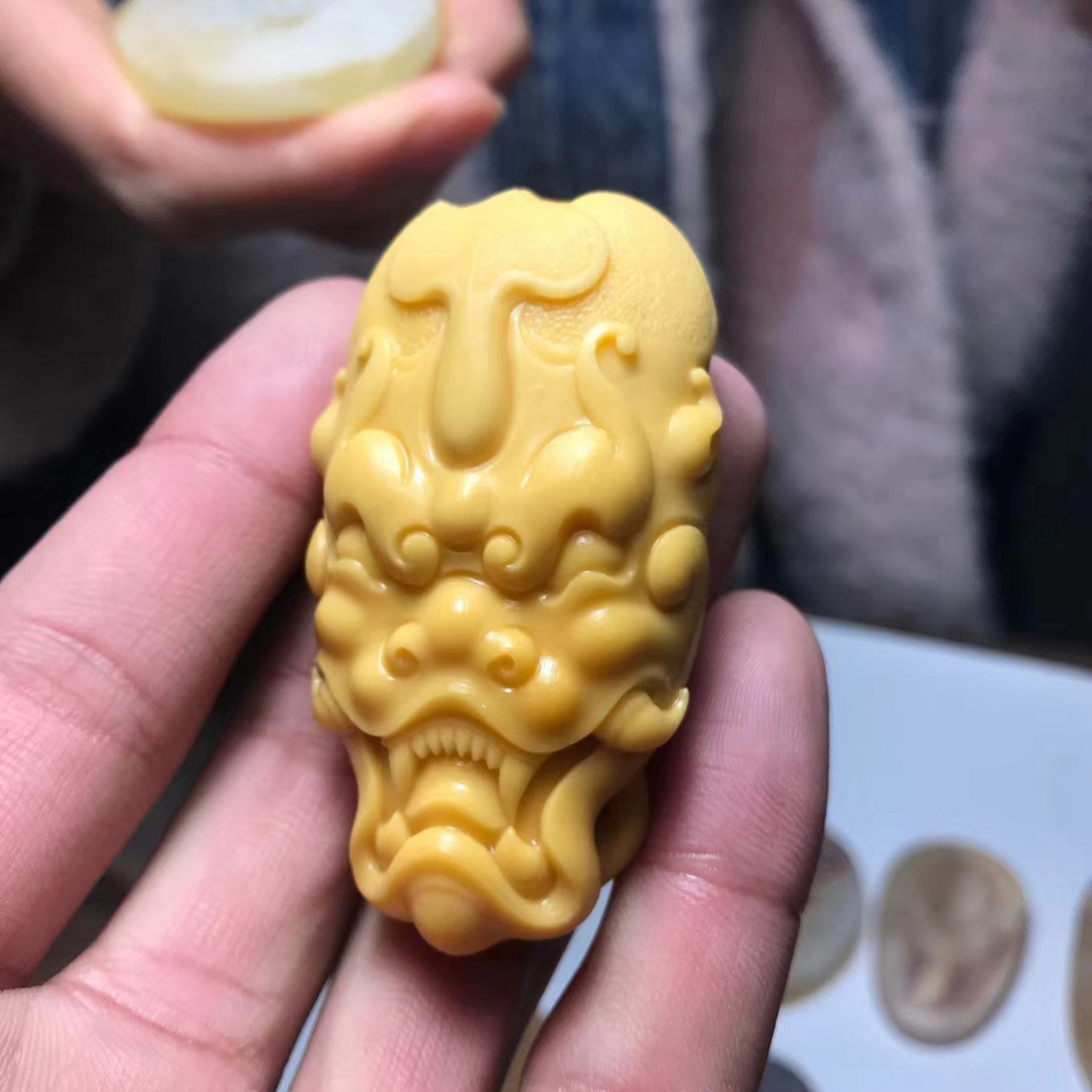 包含缅甸黄玉属于什么档次的词条 第1张