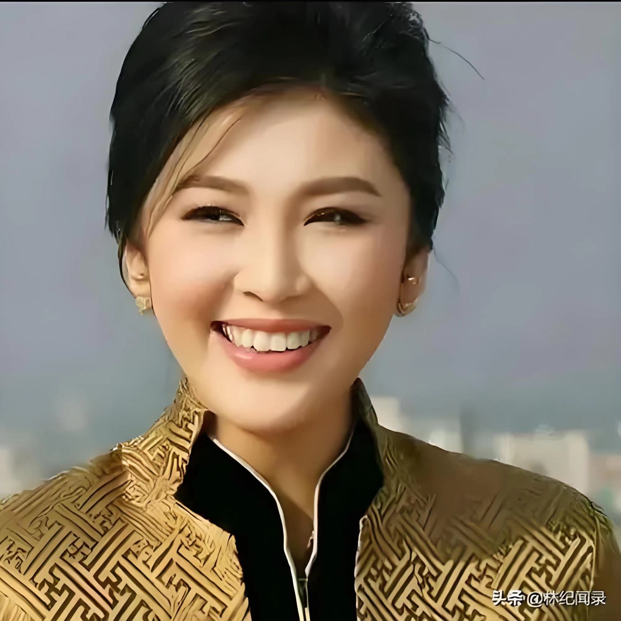 泰国完美英拉美照近照英拉美照泰国英拉照片高清图片英拉访的高清照片