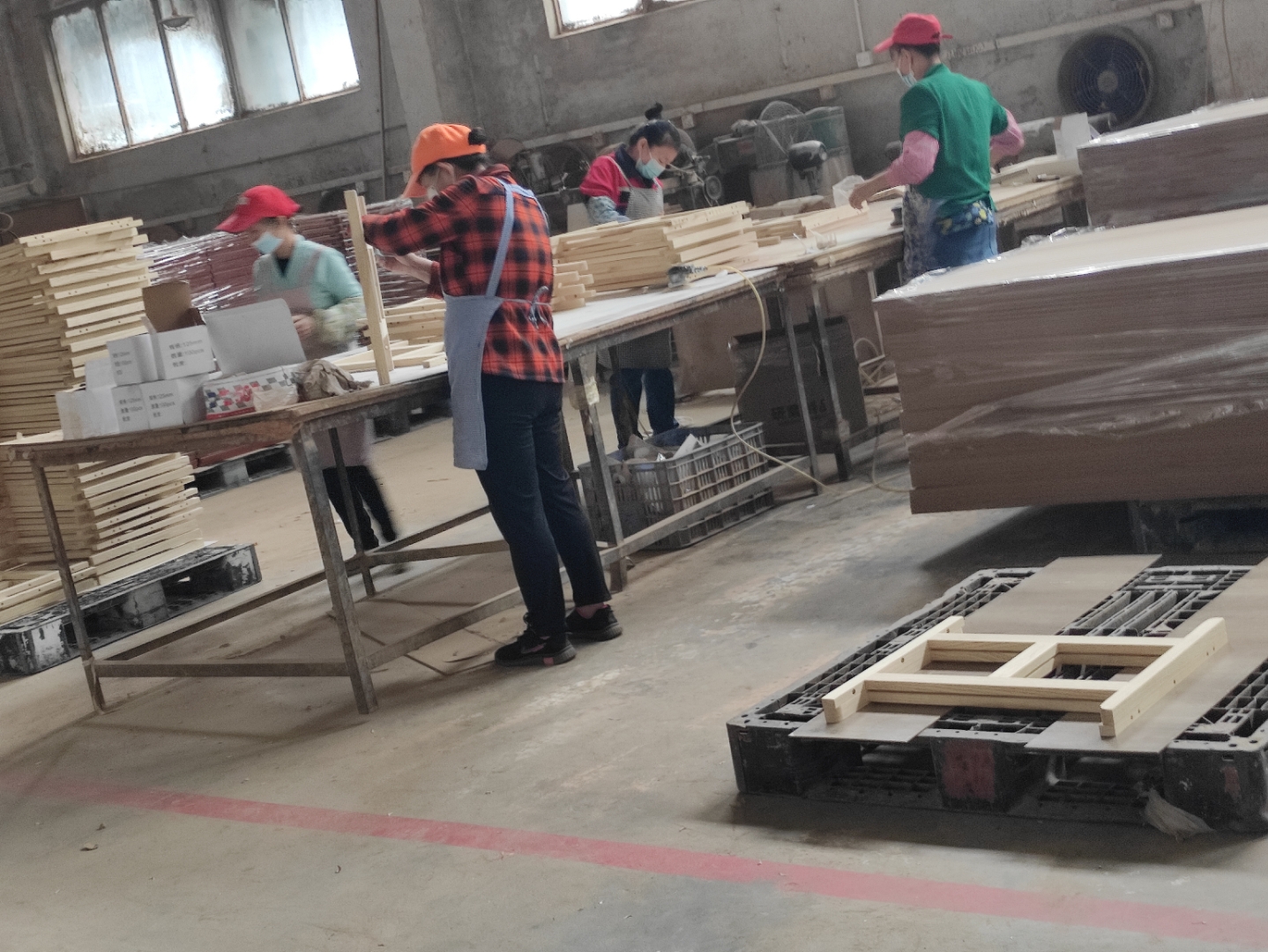 今天星期天上班,又赚了124元,晚上准备吃顿好的