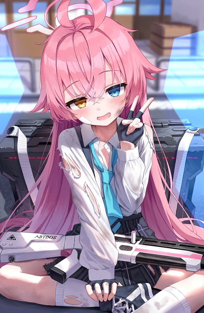 战损星野大叔 twi:superpig#蔚蓝档案# #小鸟游星野# #二次元美图