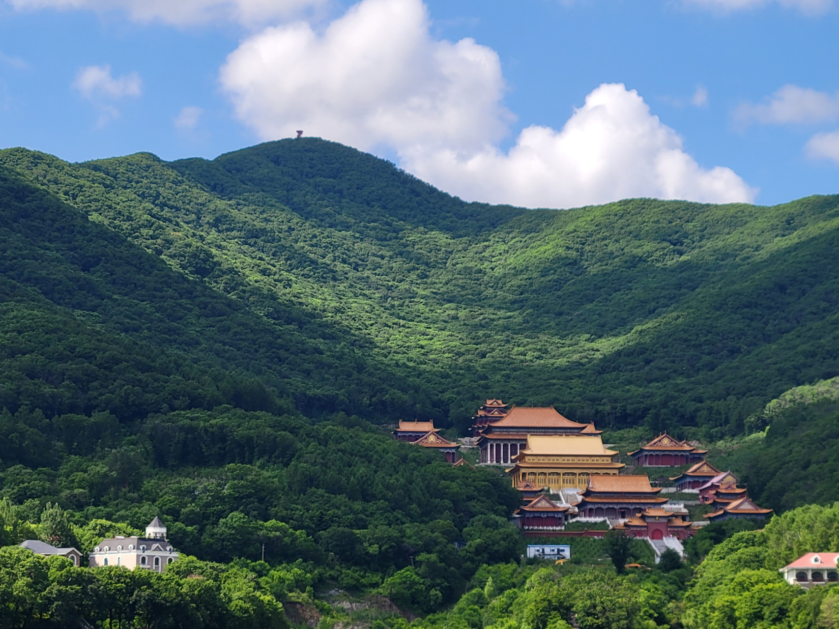 看到吉林最高点就上山上那个亭子,叫什么来着忘记了.