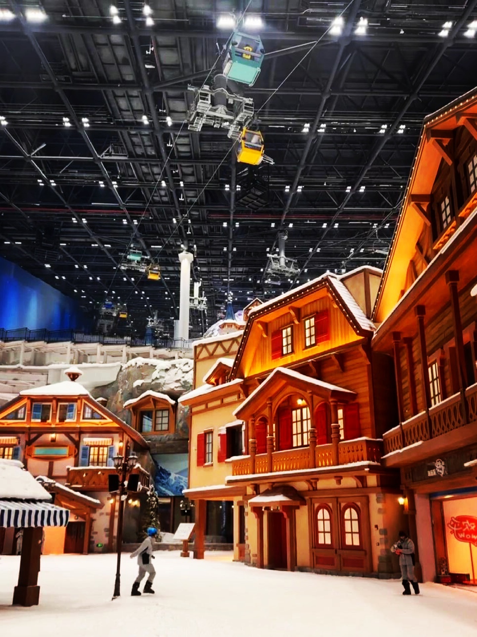 魔都避暑冰雪奇趣之旅 | 上海耀雪世界全攻略  今天我要跟大家分享一