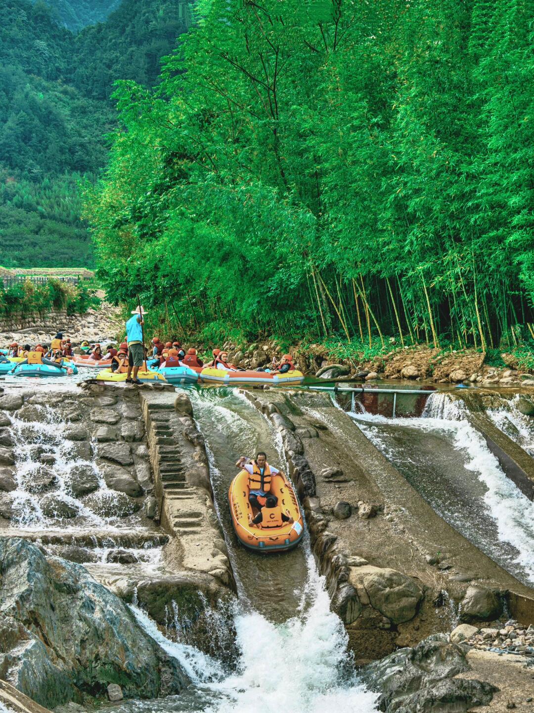 —杭州临安区龙岗镇浙西大龙湾景区!