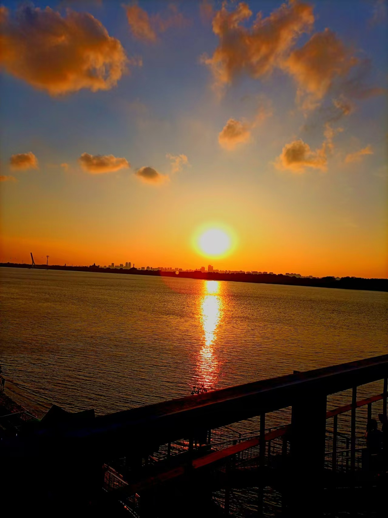 美丽的夕阳