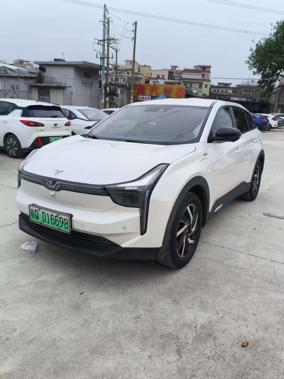 哪吒u pro 500 准2022年宁德时代三元锂电池500续航,个人一手非营运