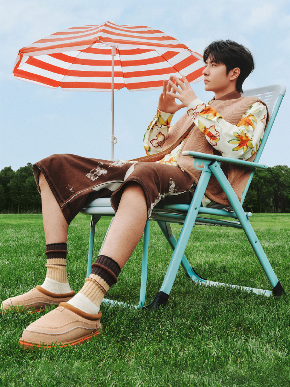 论穿花衬衫好看的当属你王一博了.