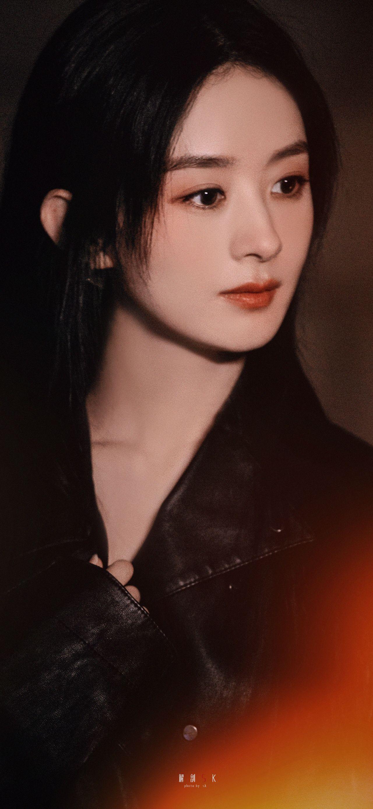 赵丽颖(英文名:zanilia zhao),中国著名女演员,以其出色的演技和甜美