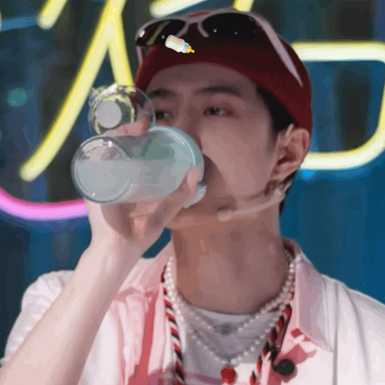 嗯……我还有一个不能说的想法[打脸] #王一博