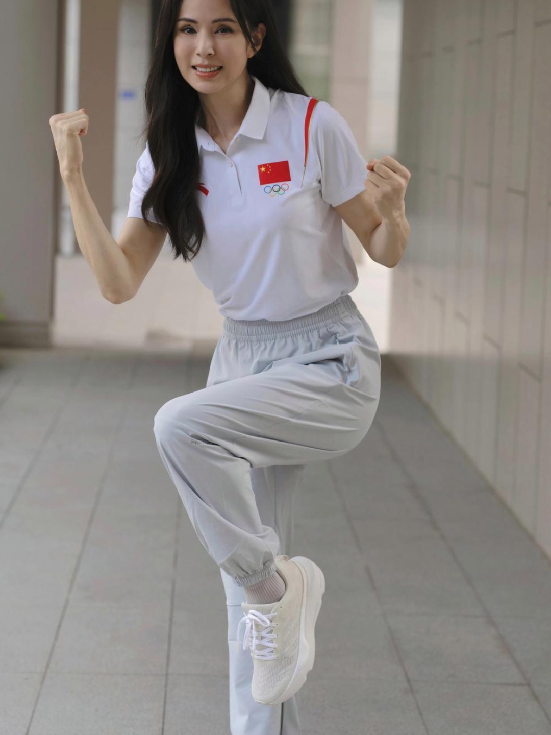 李若彤,不论是工作还是爱情,都不要惧怕改变,别让不甘心困死自己,及时