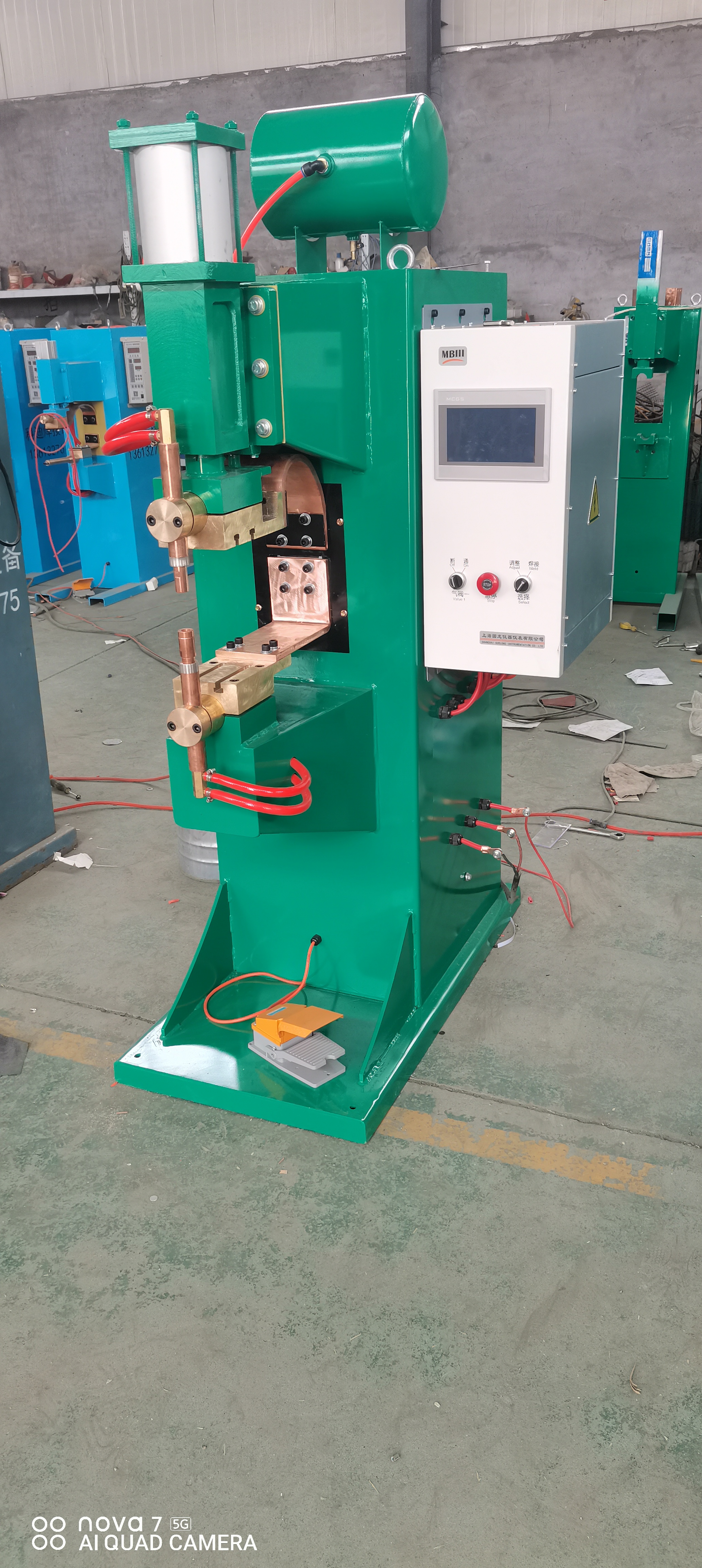 凌顶世纪获得半自动微点焊机引线臂结构专利精准定位与高效焊接提高出产功率