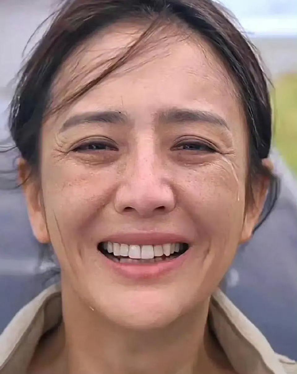 明星最真实素颜的样子,若没有专业的化妆和保养,其实和普通人没什么
