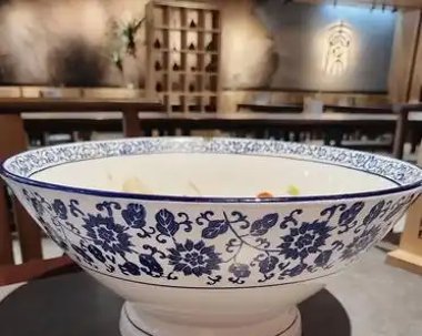 这差距大碗吃饭搞笑图片大碗吃饭大碗吃饭夸张图片大碗照片搞笑大碗