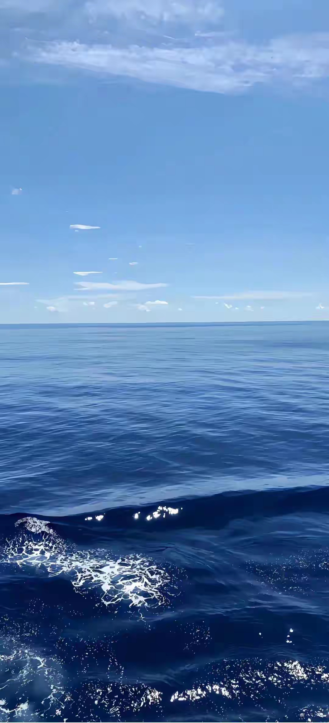 深蓝大海壁纸‖海的那面是什么地方 我的心海里只有你～