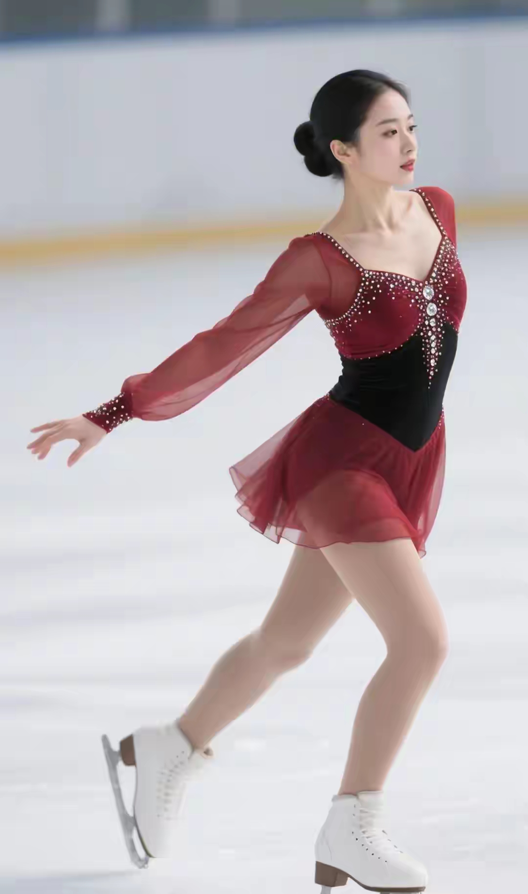 滑冰运动员美女写真图