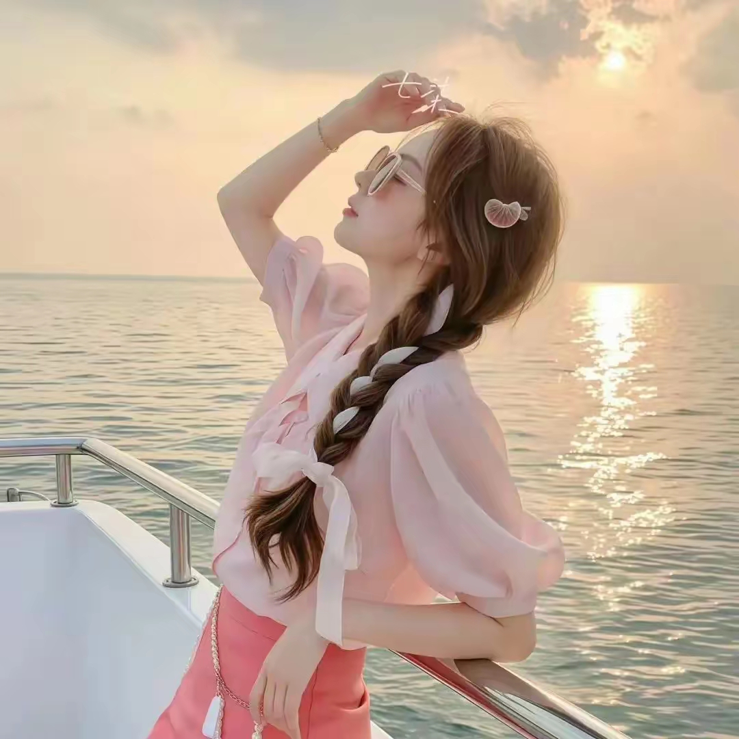 阳光明媚女孩头像