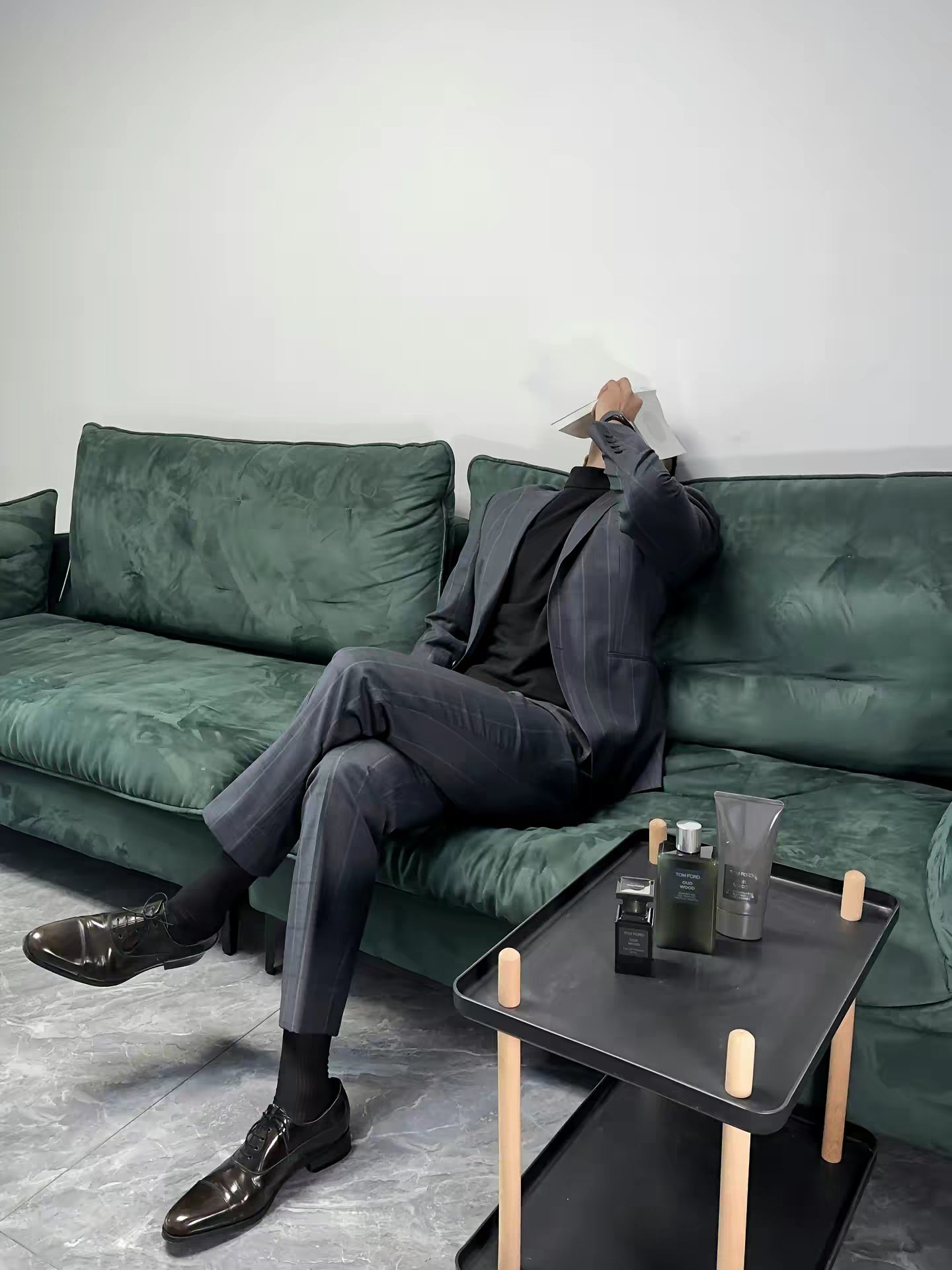 黑皮体育正装皮鞋帅哥霸道总裁