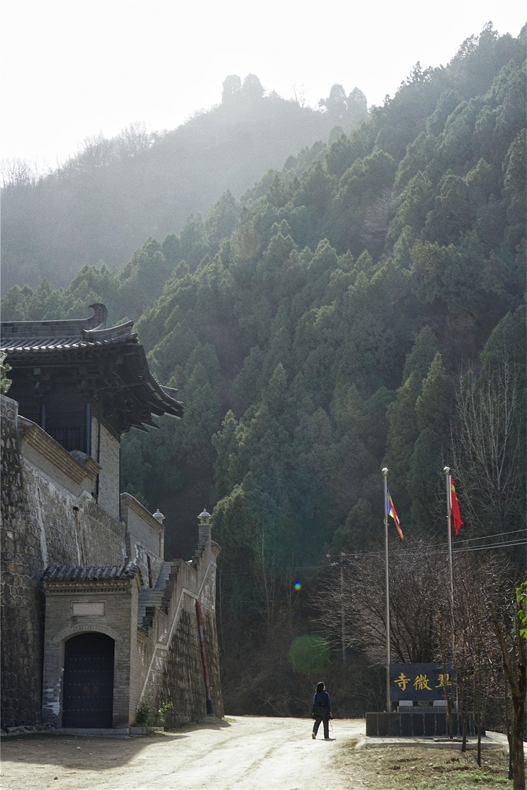 西安秦岭徒步73公交可达的山水秘境