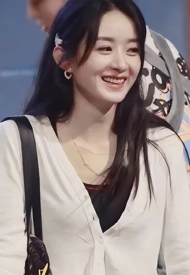 看到赵丽颖和赵德胤的传闻,我真急得直跺脚!