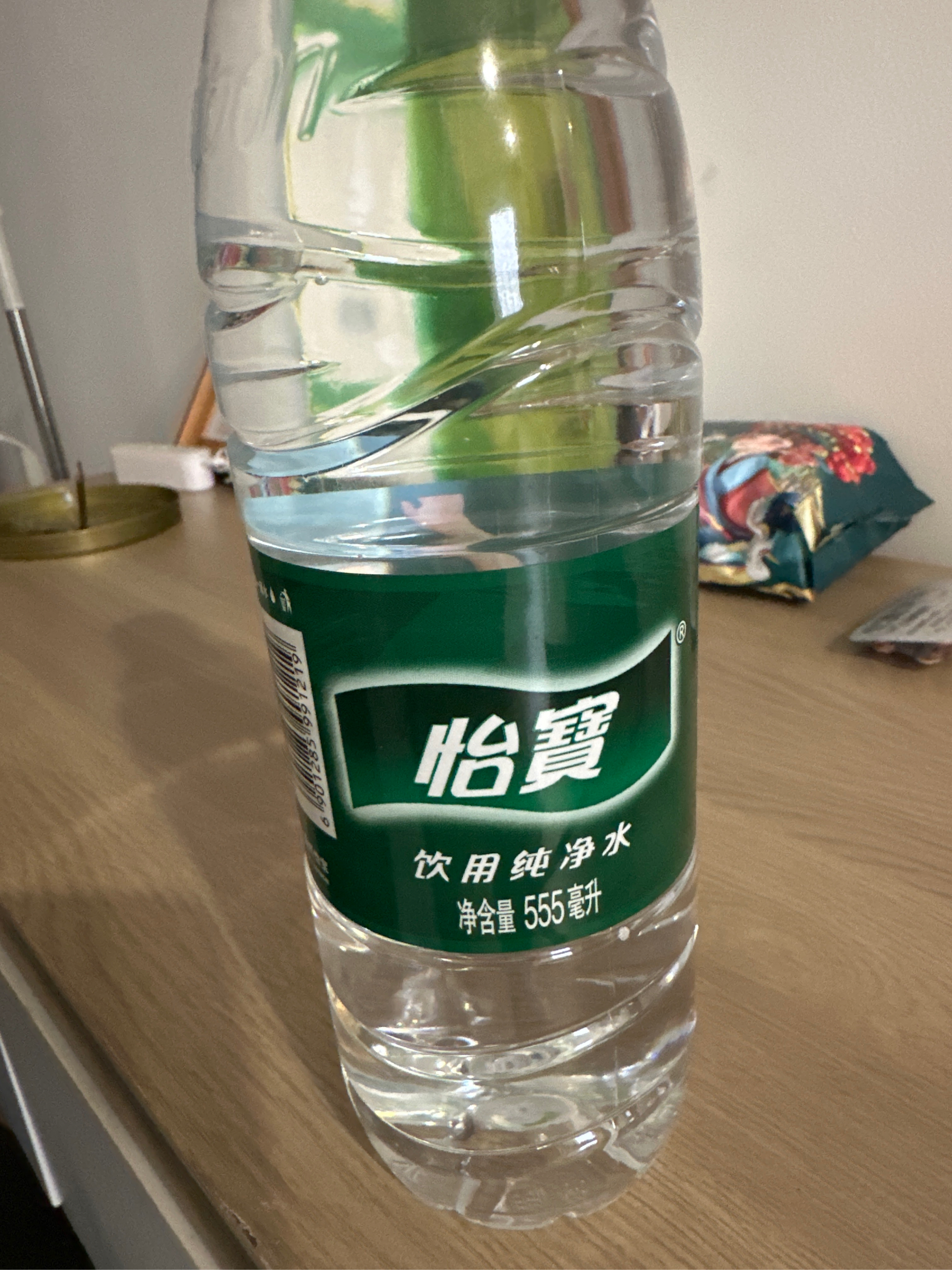 怡宝400ml水图片