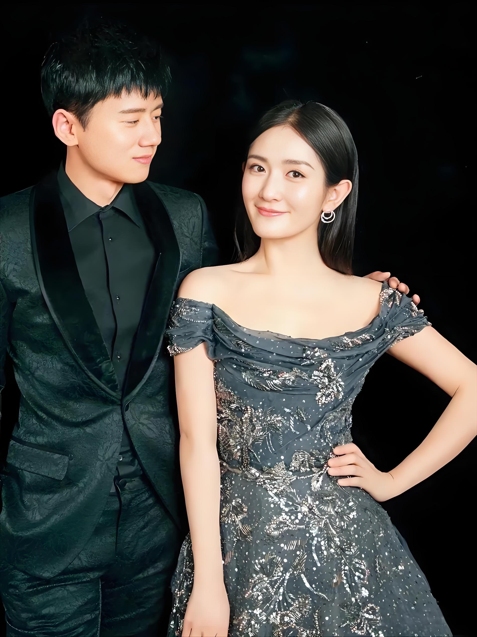 今年谢娜的日子属实不太好过,接连碰上两件糟心事