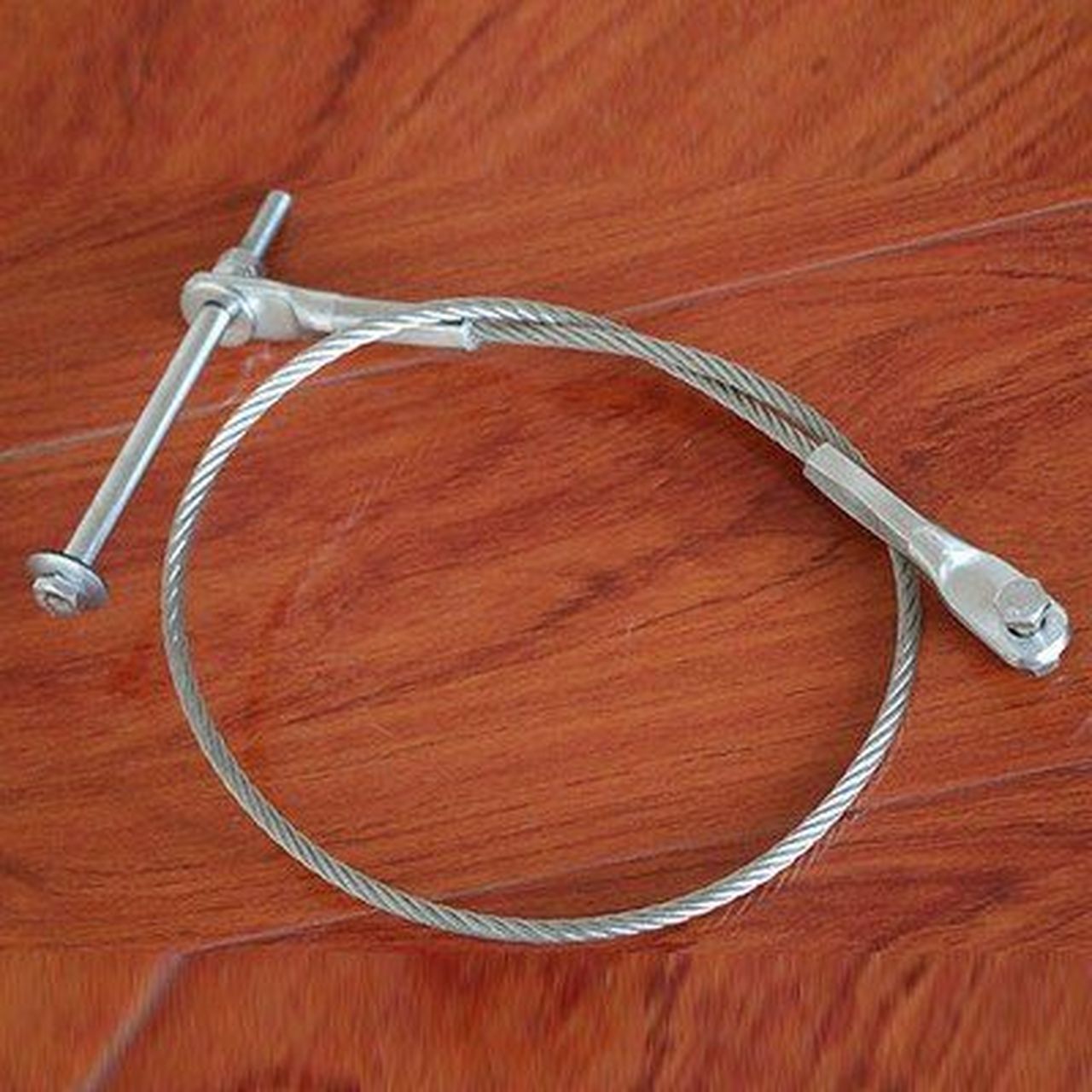 泄爆螺栓有多重要     泄爆螺栓是一种特殊用途的螺栓,专用于爆炸危险