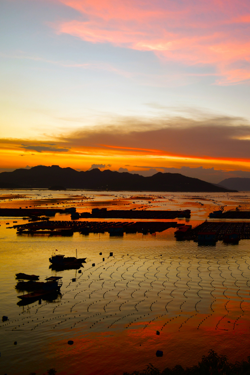 在霞浦,可以看到最美的海上日出和日落.