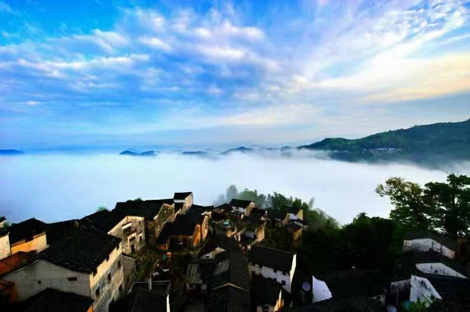 昨日歙县石潭村前云海