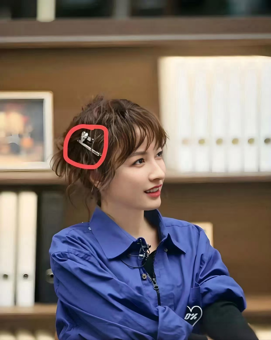 吴昕就像节目里那样,笨笨的没什么存在感,谁晓得其实她是快乐家族里最